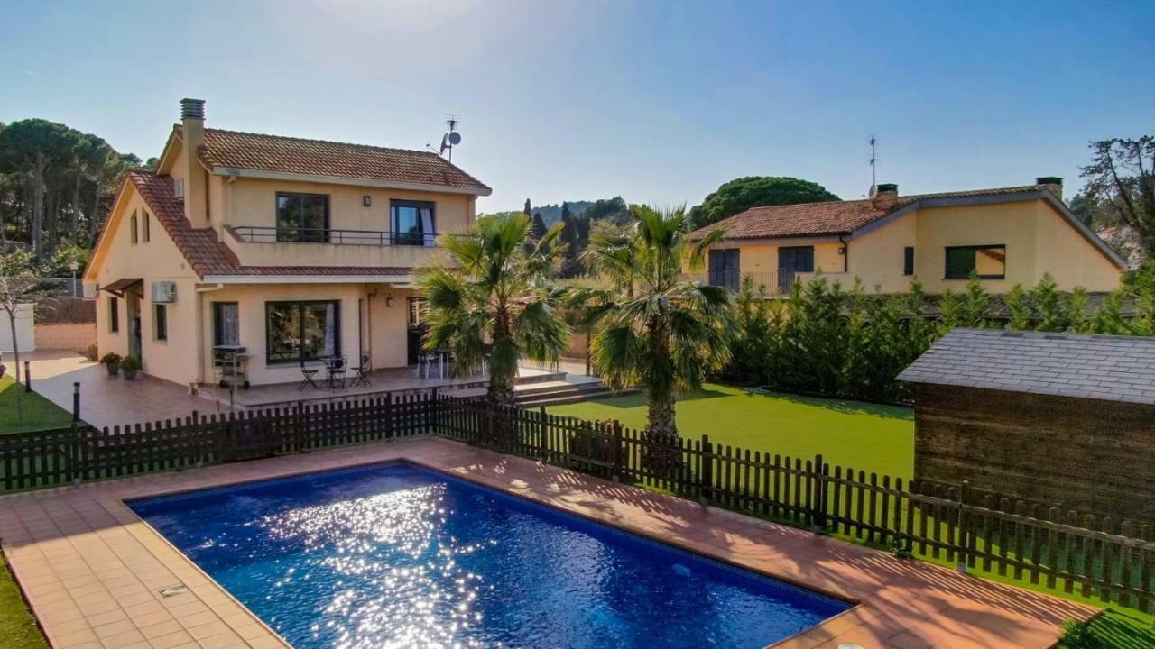 Luxury Villa Near The Sea ซานต์อันโตนี เด กาโลเญ ภายนอก รูปภาพ