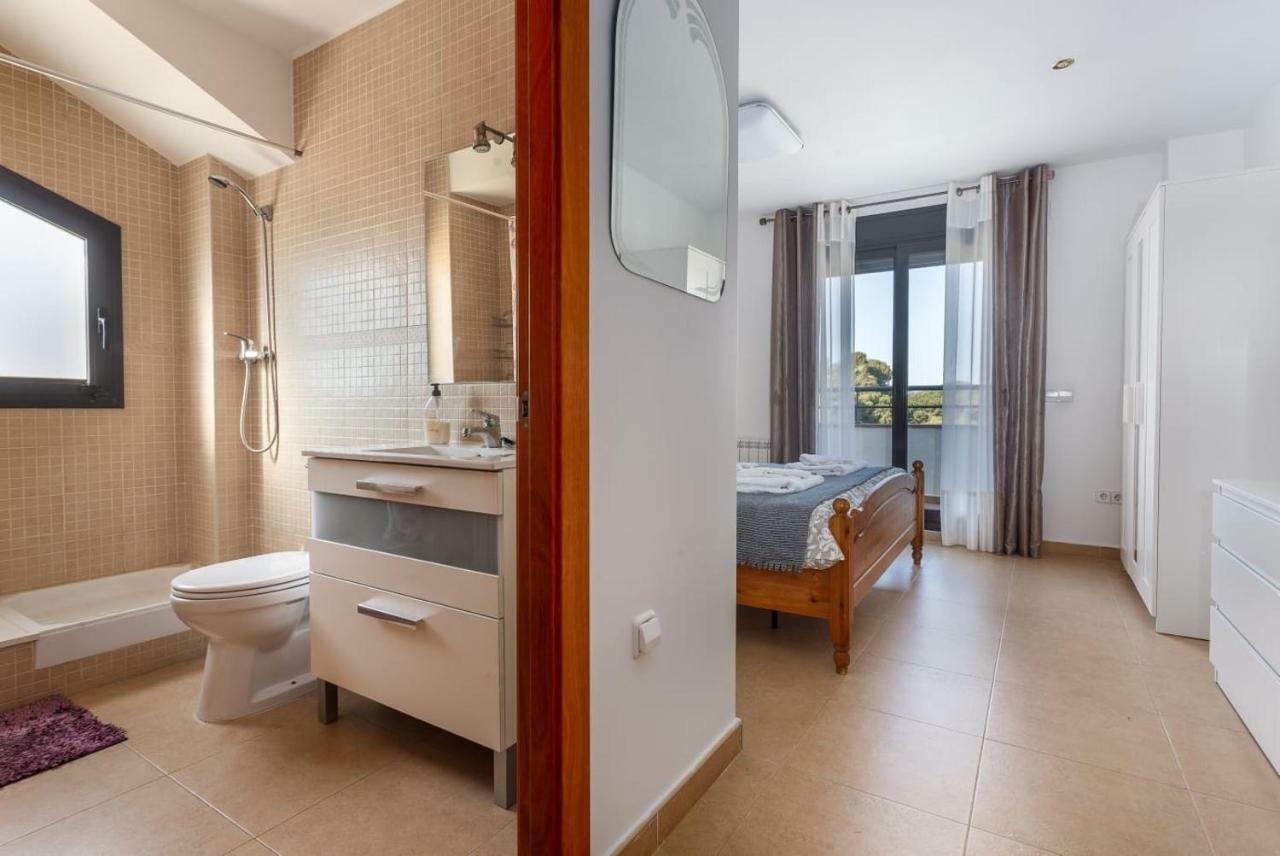 Luxury Villa Near The Sea ซานต์อันโตนี เด กาโลเญ ภายนอก รูปภาพ